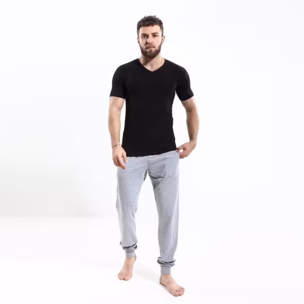 نص كم رقبه علي شكل سبعه اسود قطن استريتش رجالي